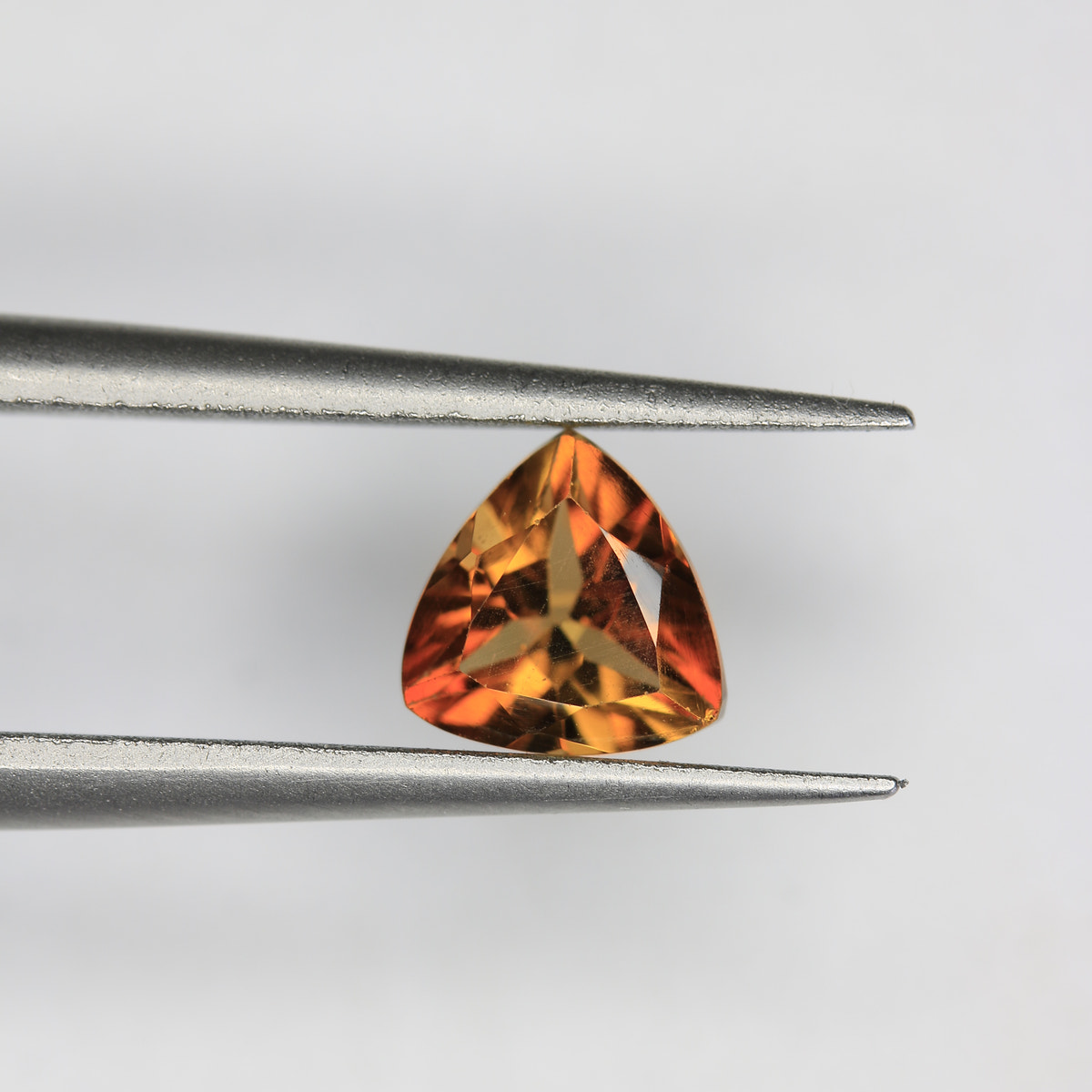 0.91ct Topaz Madeira