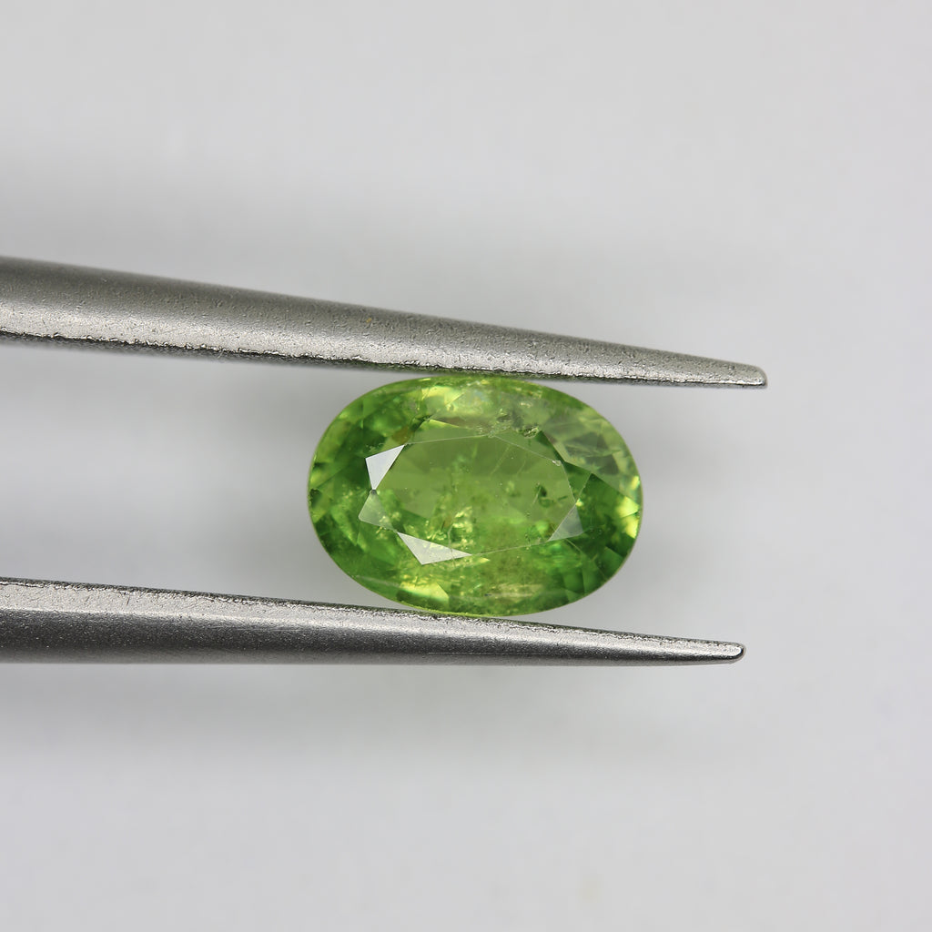 0.93ct Garnet Demantoid - alternate view 3