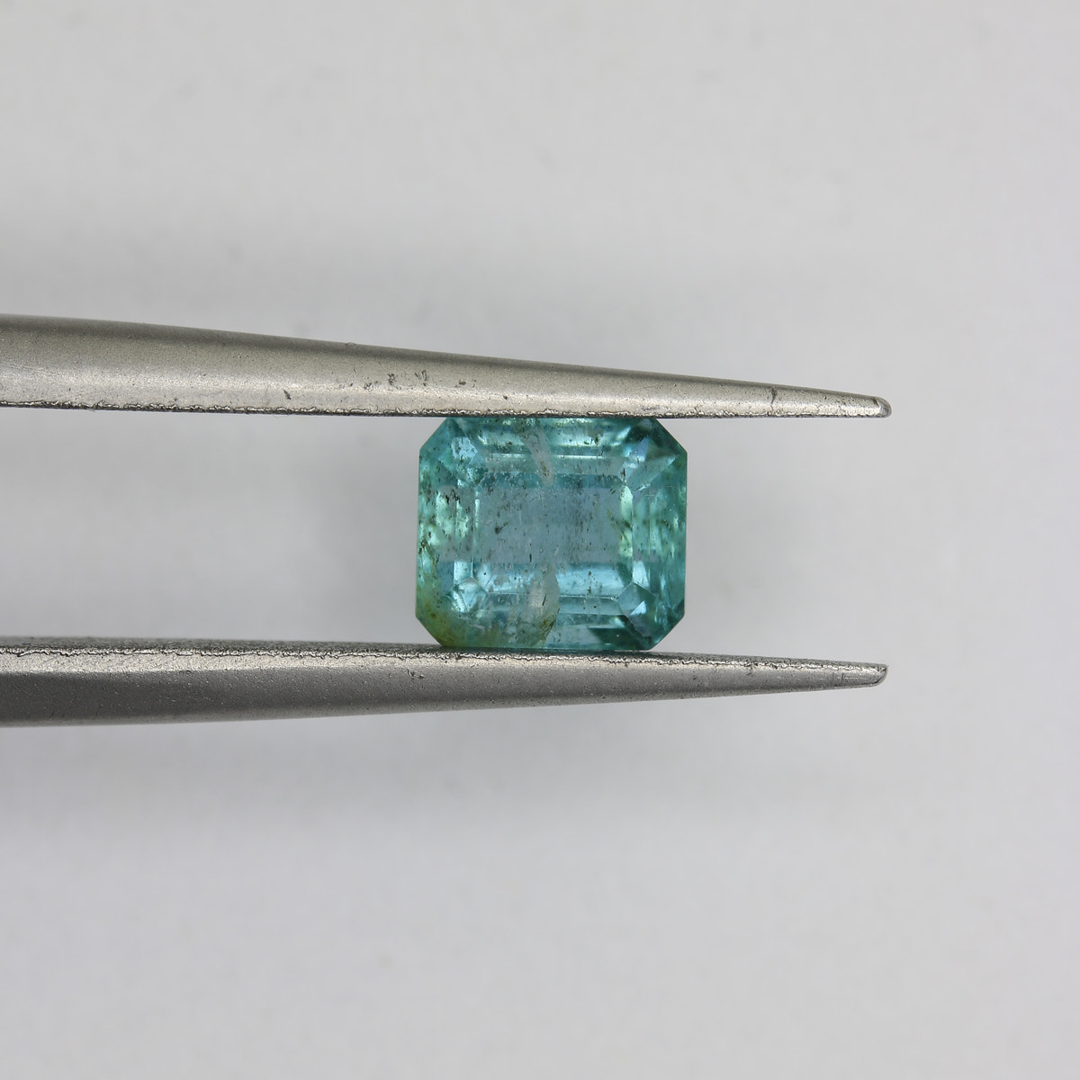 0.94ct Emerald Blue Green
