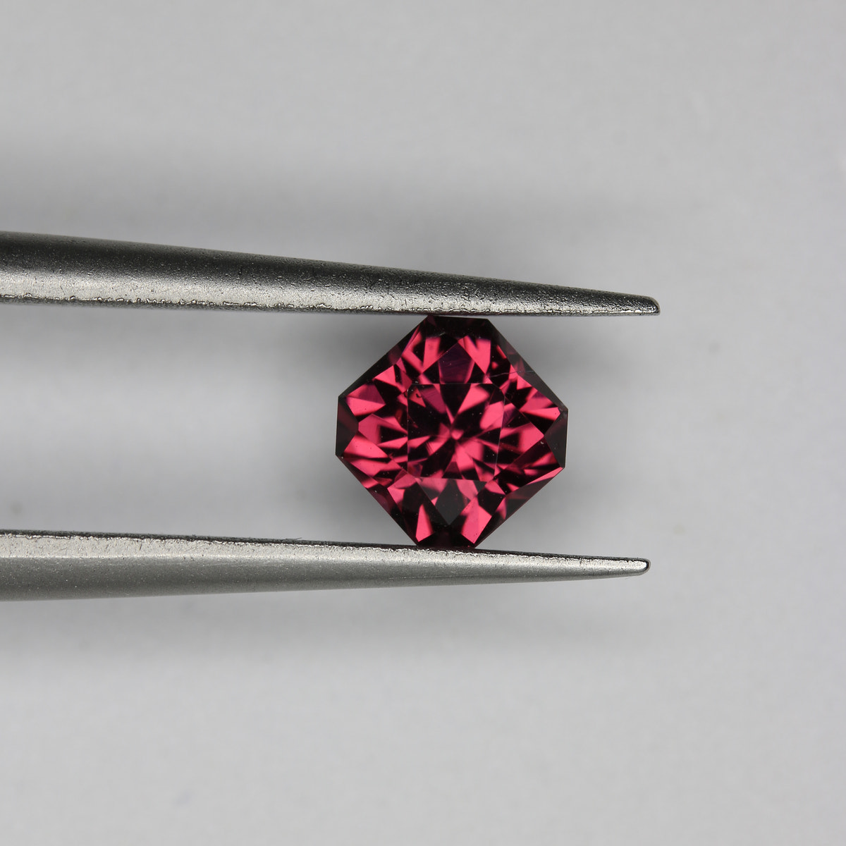 0.95ct Garnet