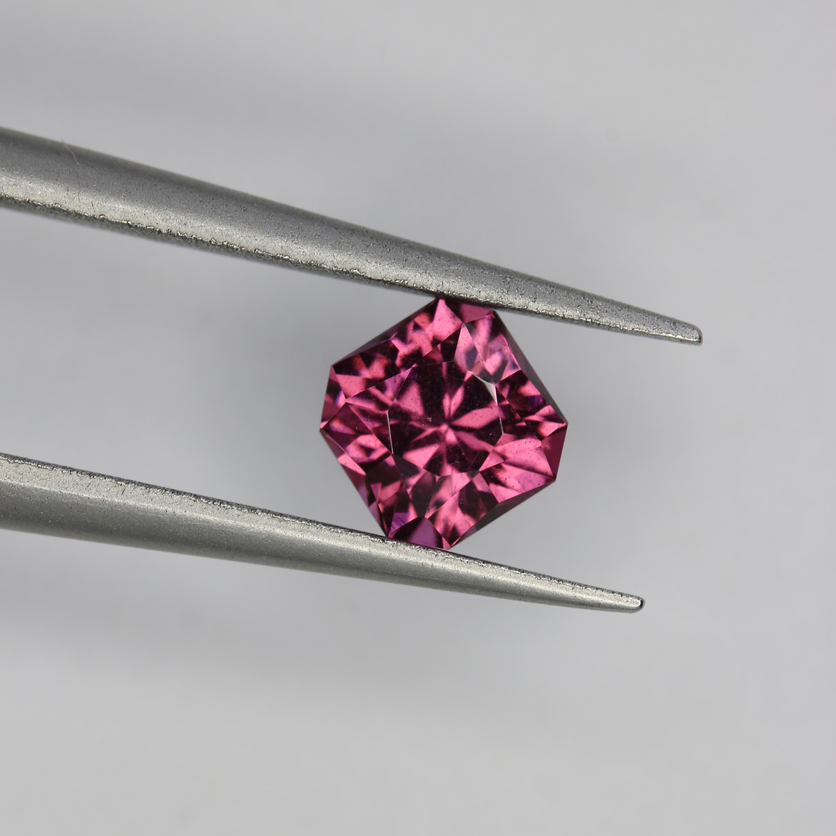 0.95ct Garnet
