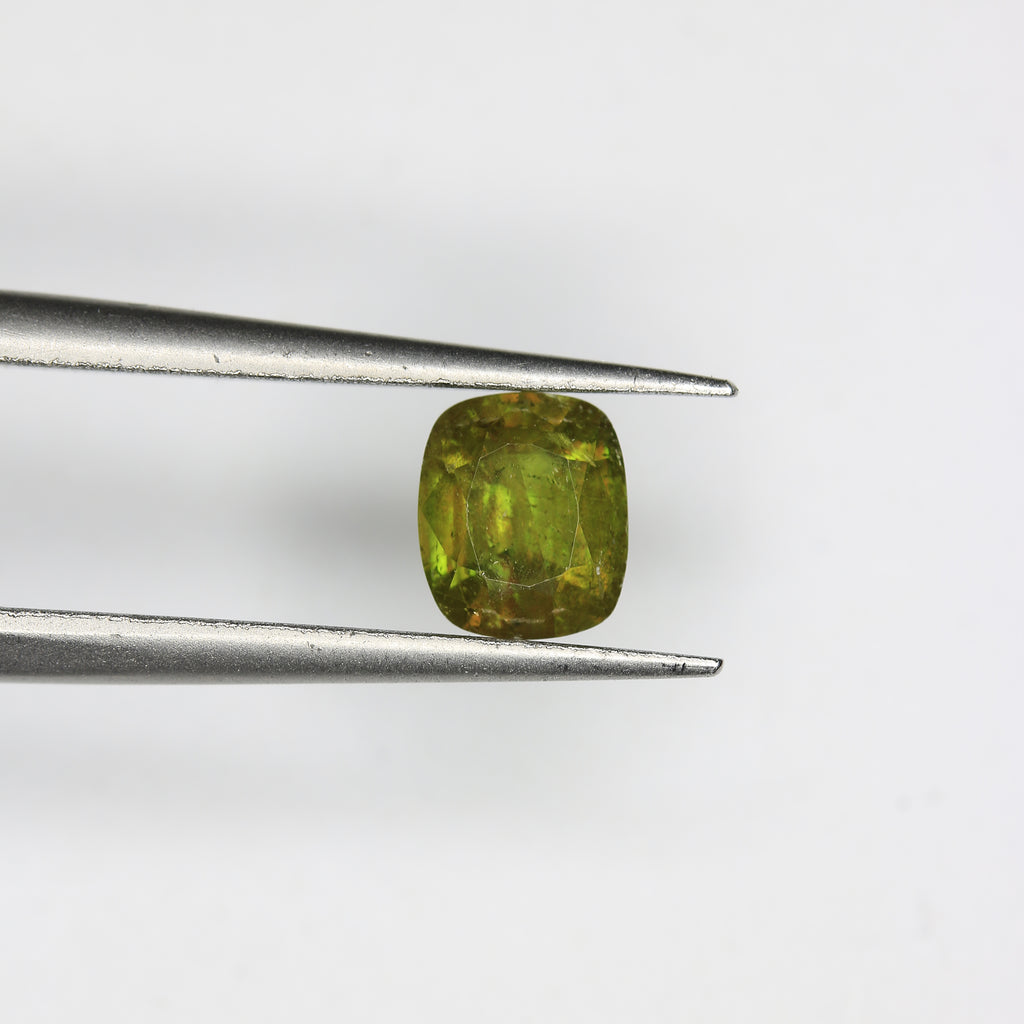 0.95ct Sphene