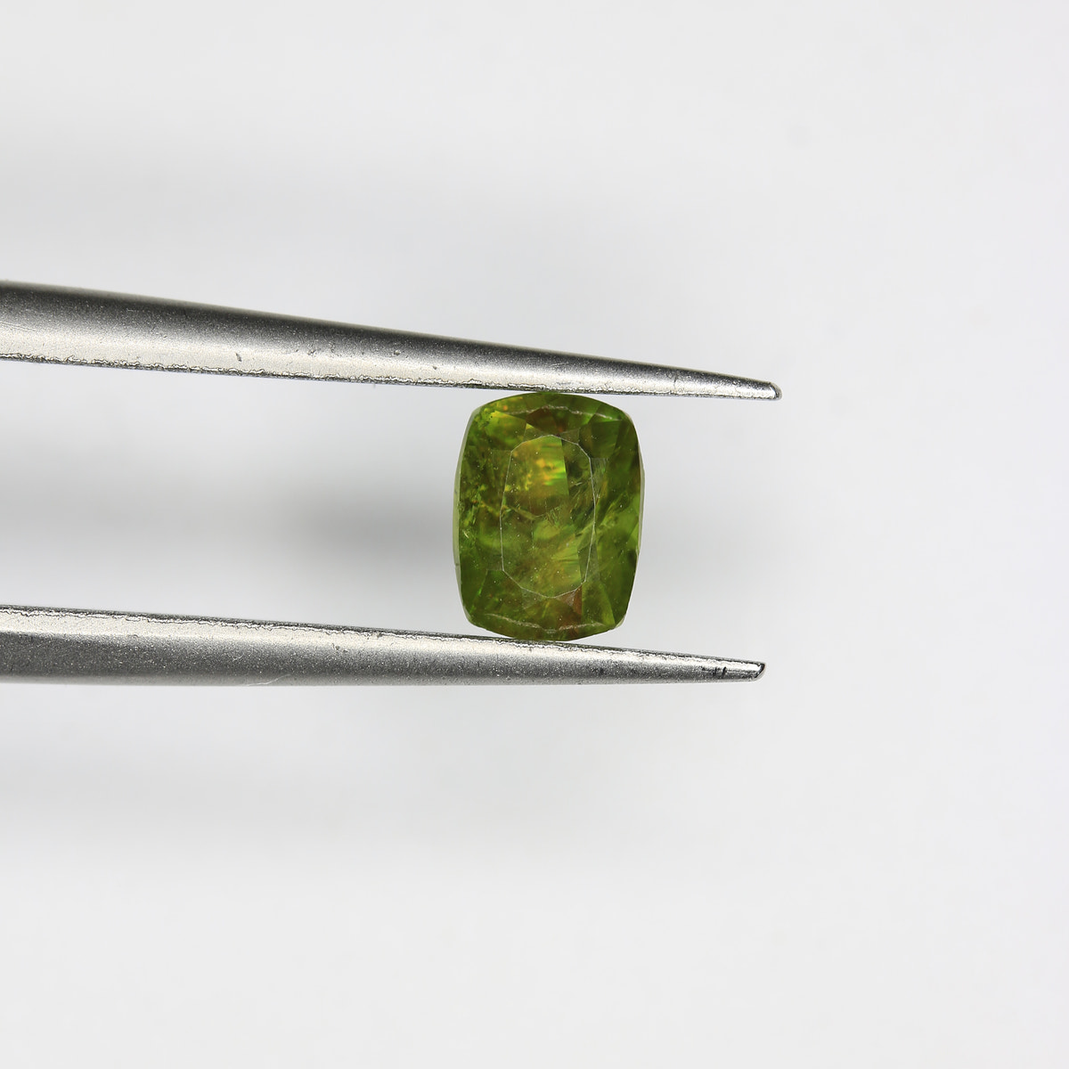 0.95ct Sphene