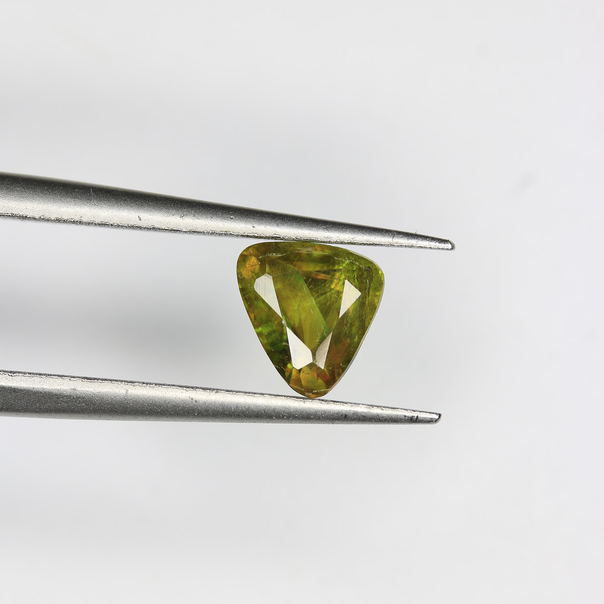 0.95ct Sphene