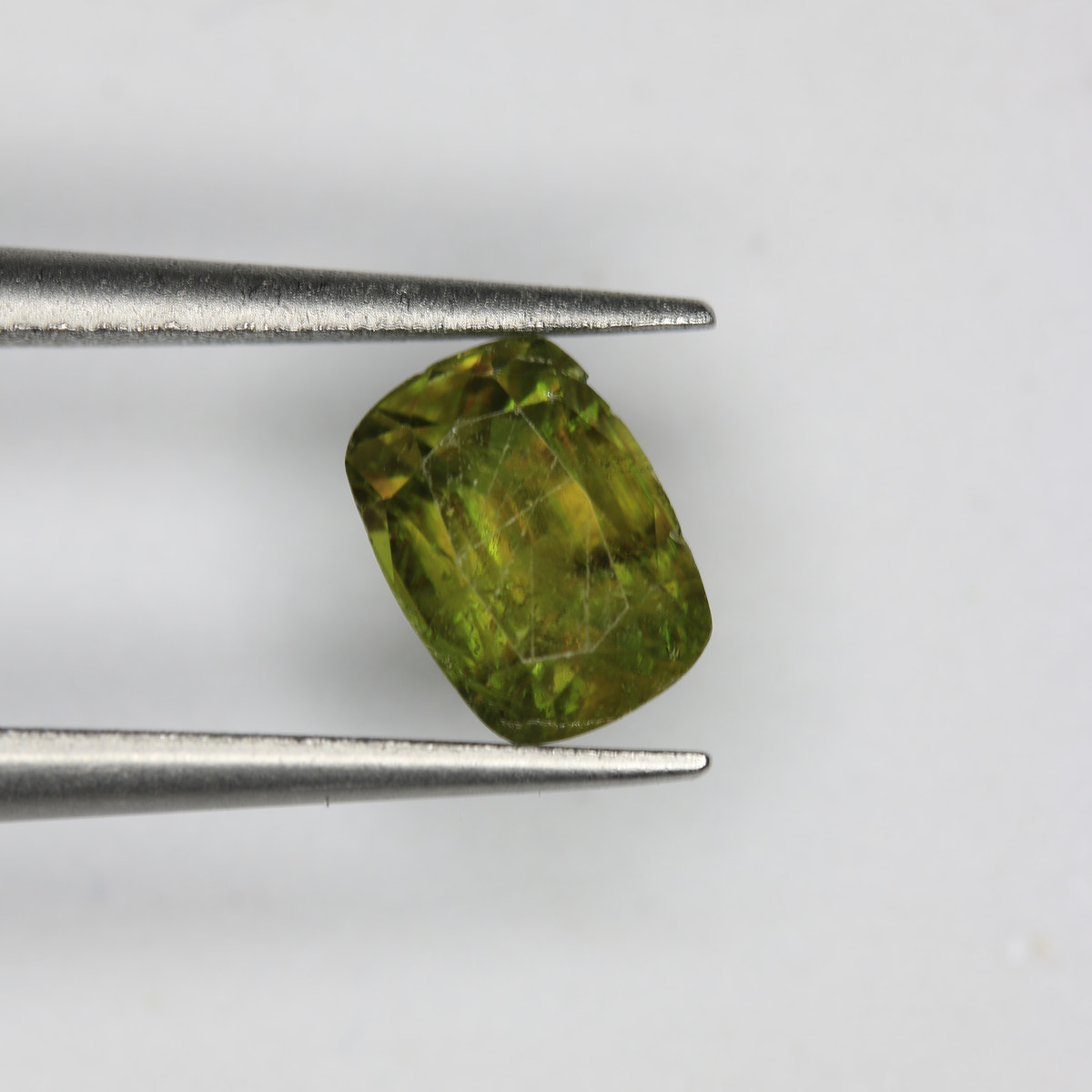 0.95ct Sphene