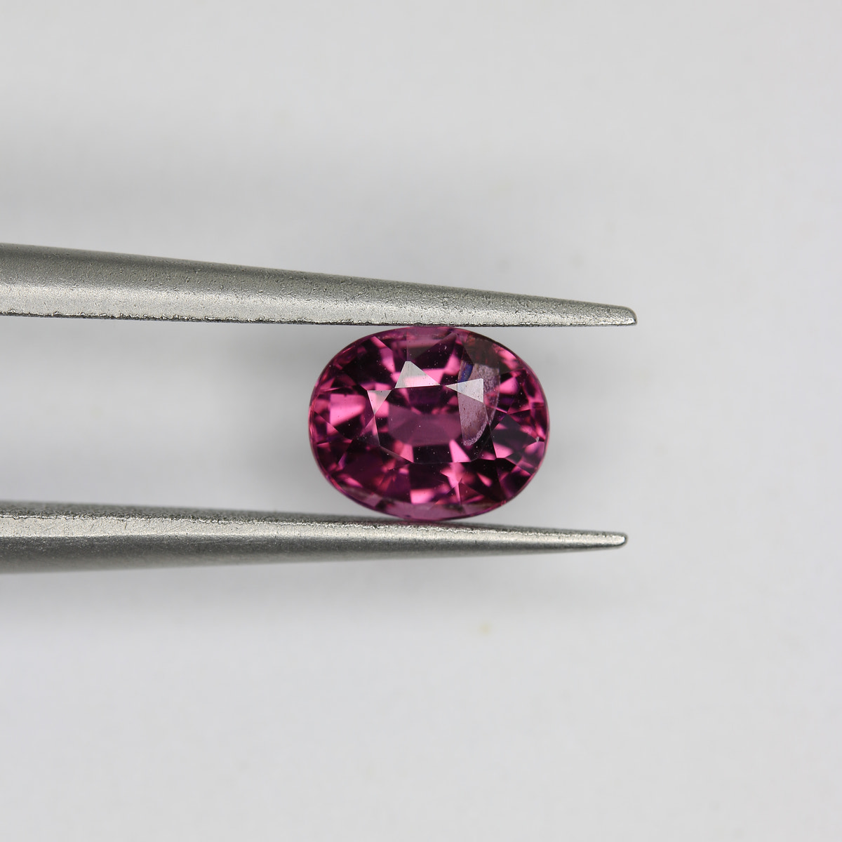 0.97ct Garnet Pink