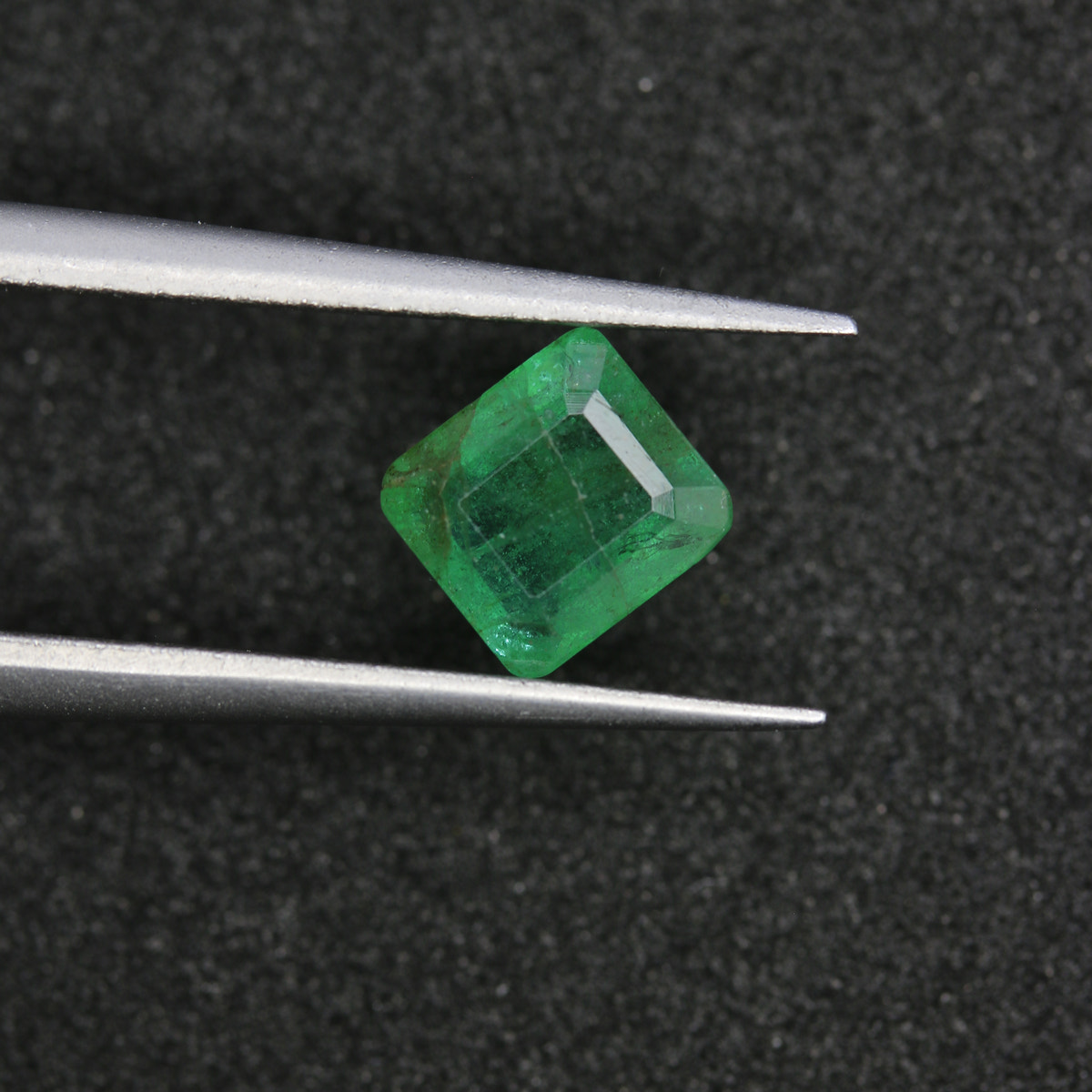 0.98ct Emerald Panjshir