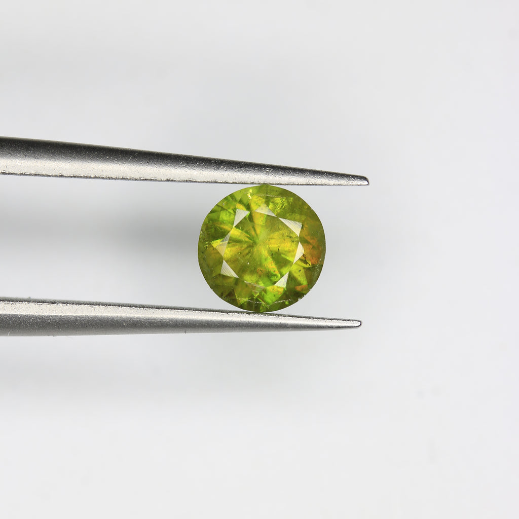 0.98ct Sphene