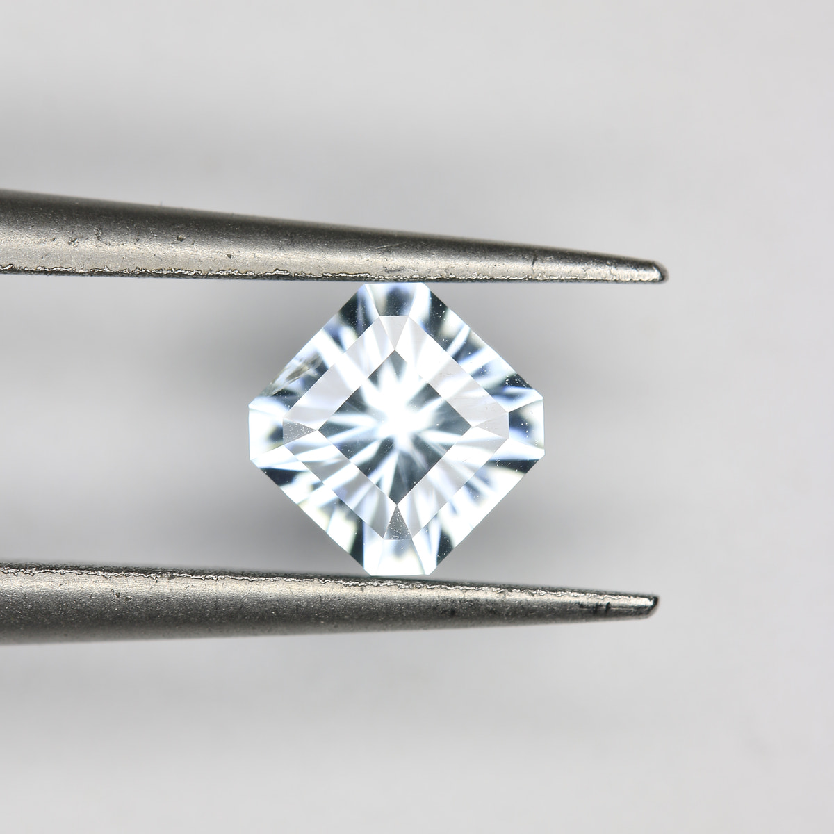 0.98ct Zircon