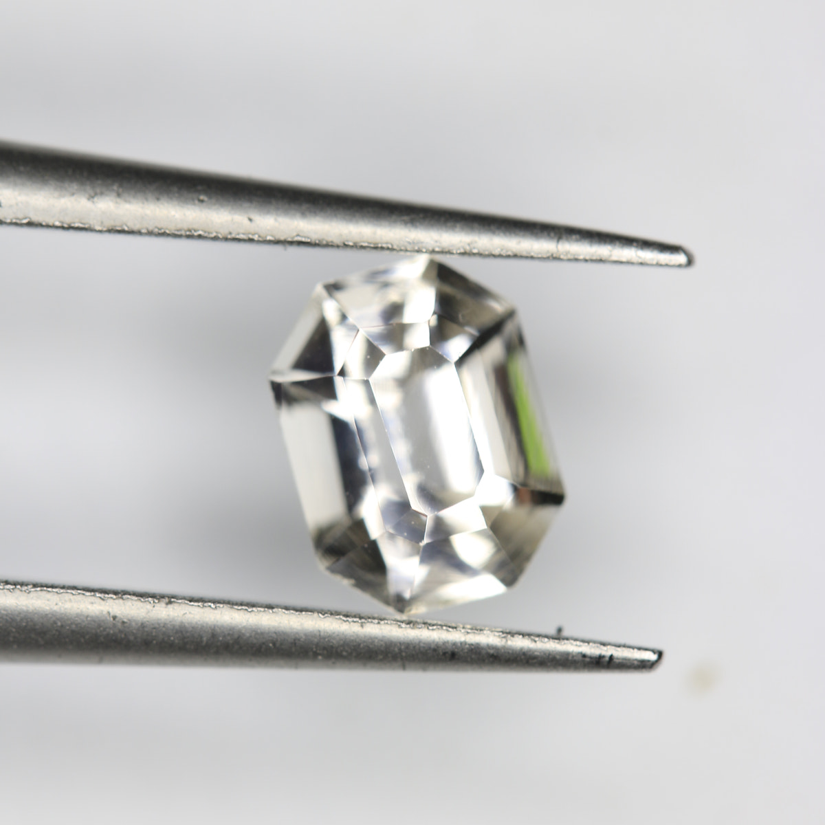 0.9ct Topaz - alternate view 2