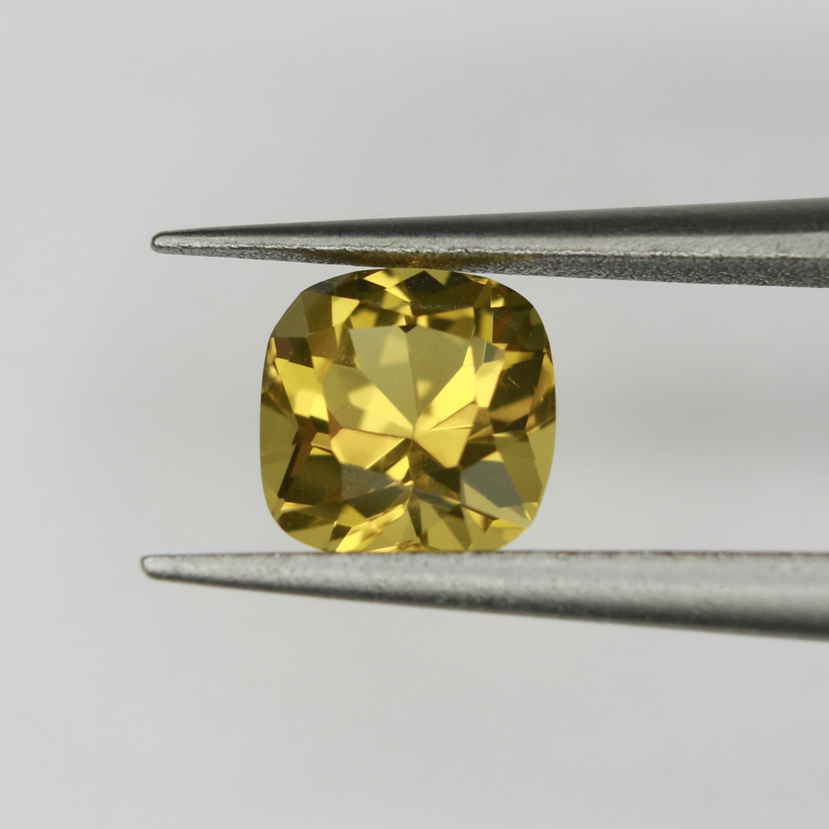 1.02ct Citrine - alternate view 2
