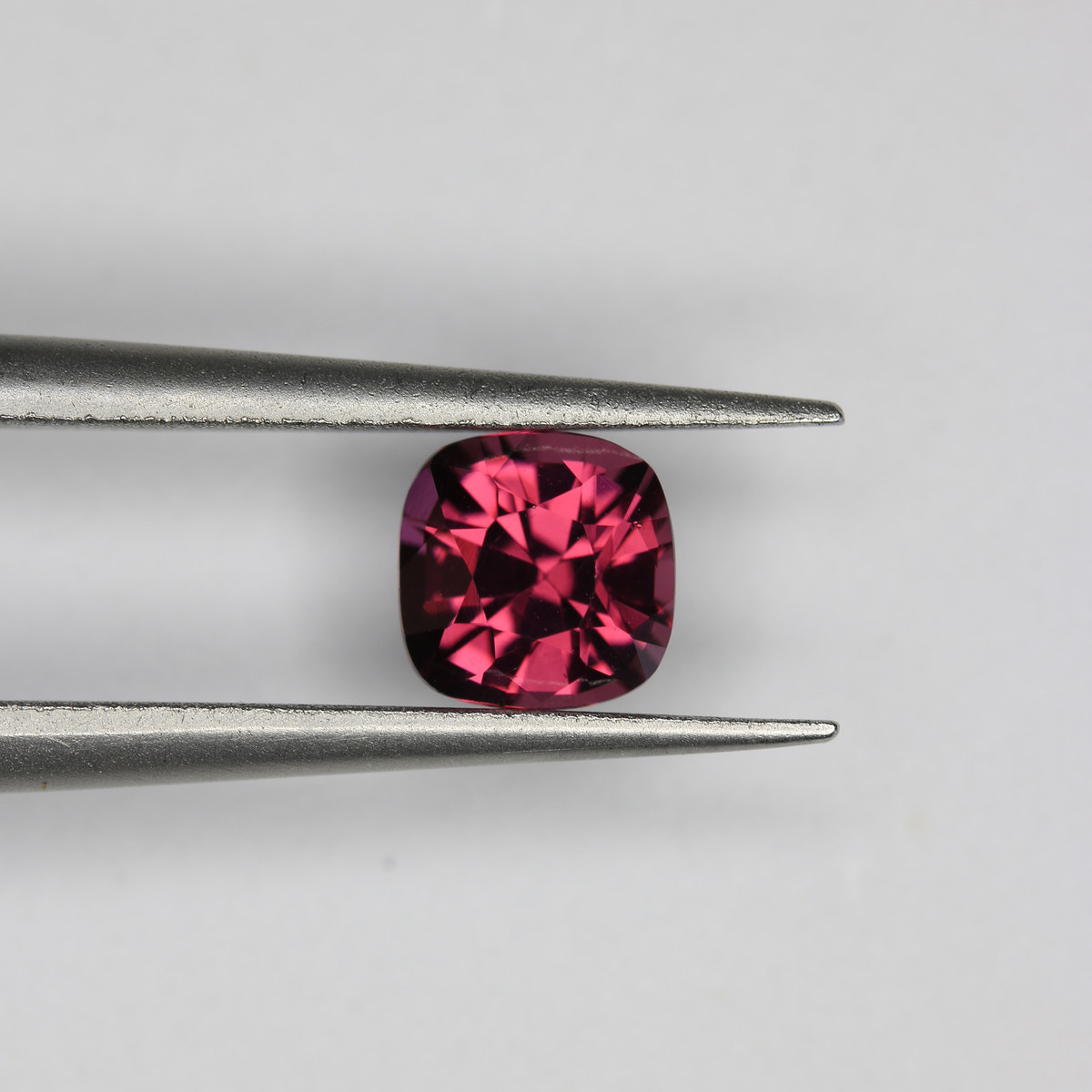 1.02ct Garnet