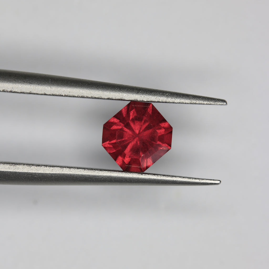 1.02ct Garnet