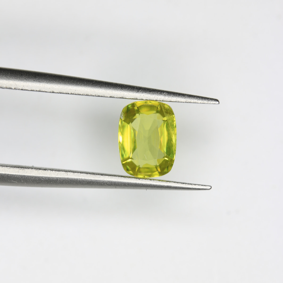 1.04ct Sphene - alternate view 2