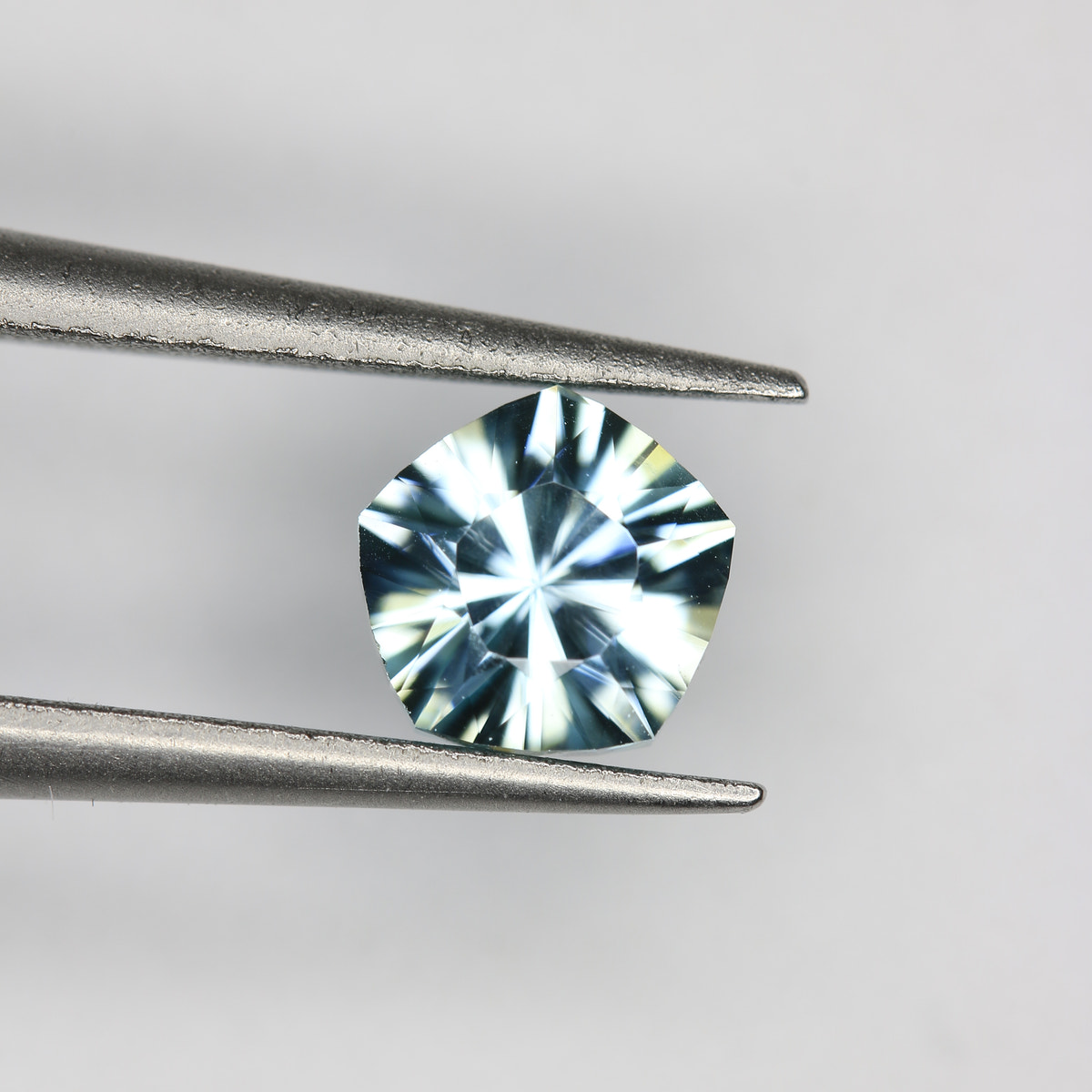 1.04ct Zircon - alternate view 2