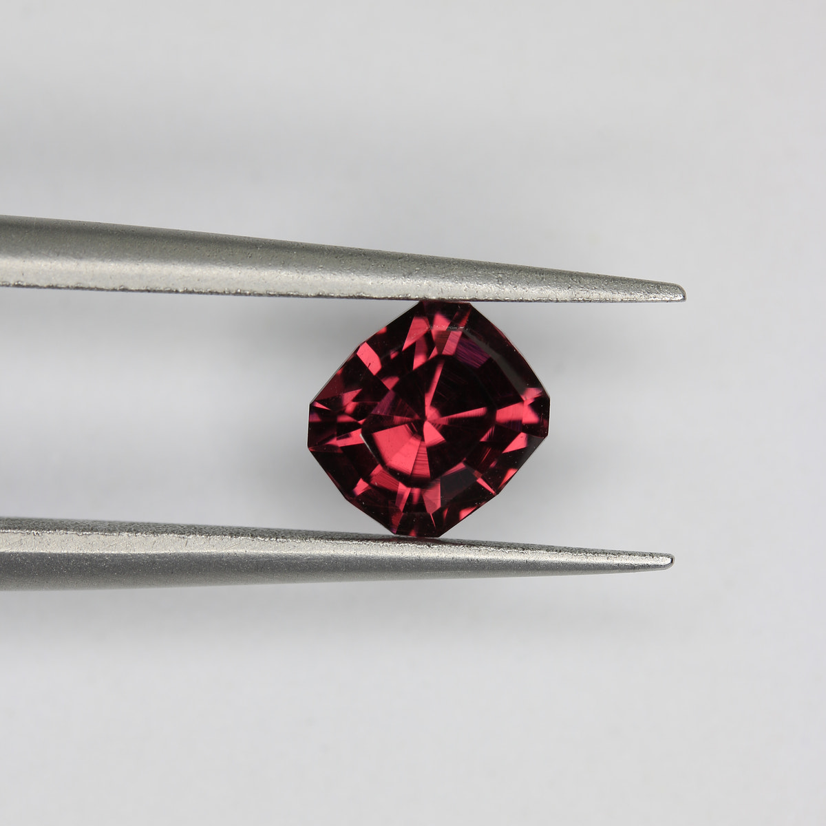 1.05ct Garnet