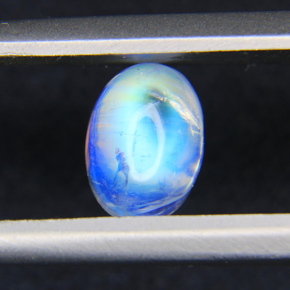 1.06ct Moonstone Feldspar - alternate view 2