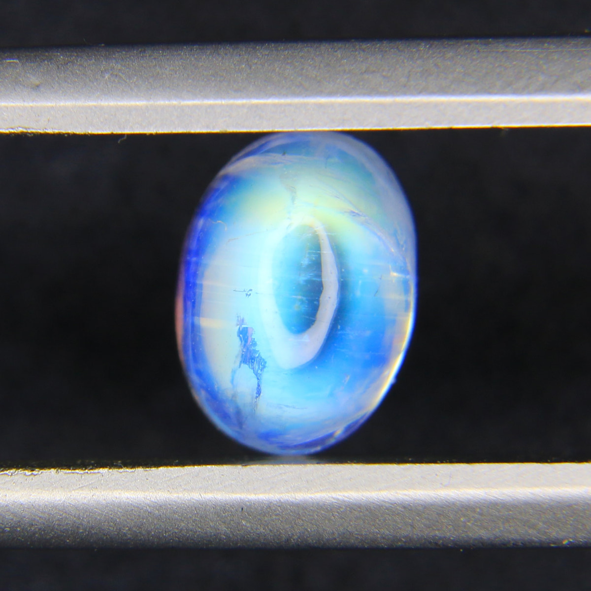 1.06ct Moonstone Feldspar