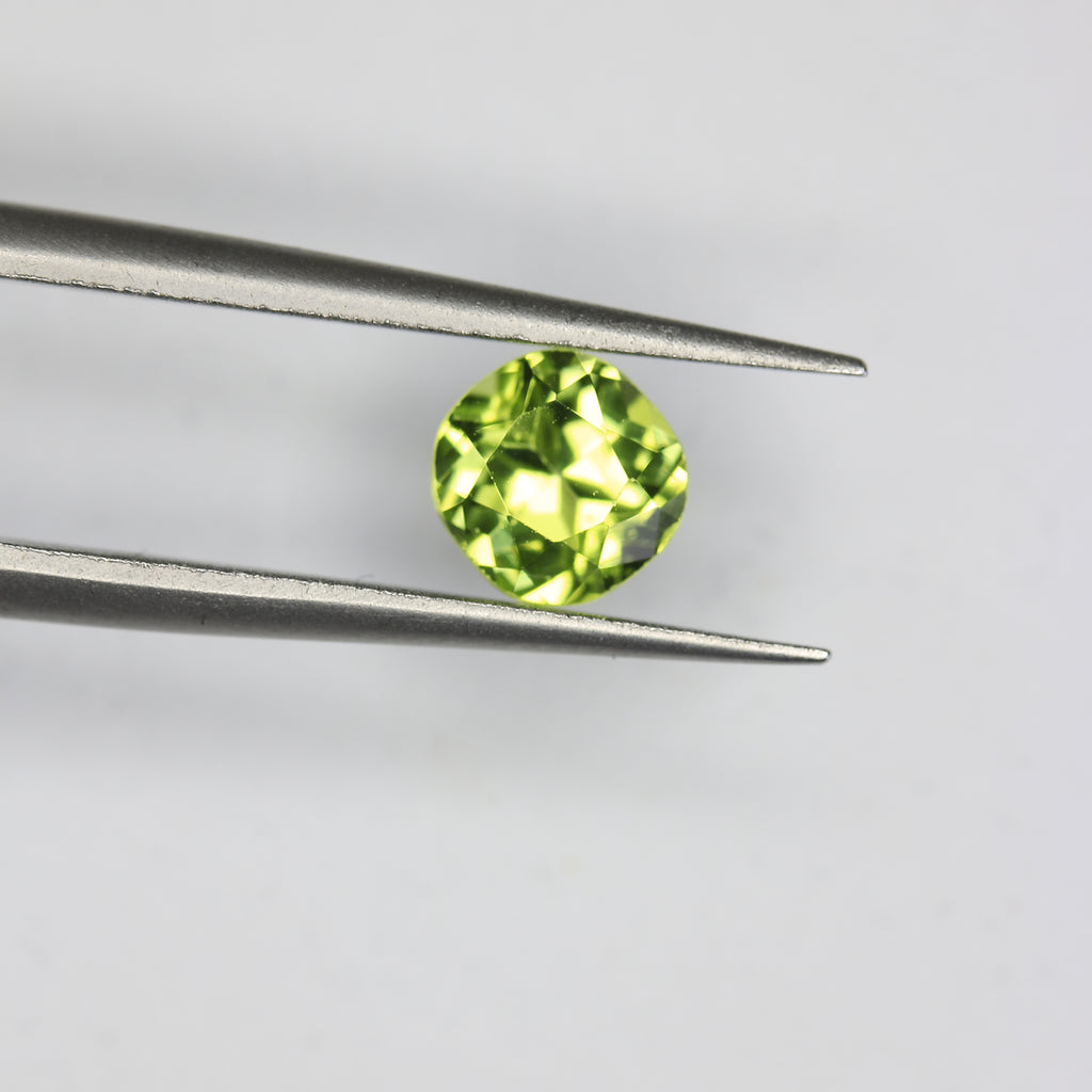 1.06ct Peridot - alternate view 2