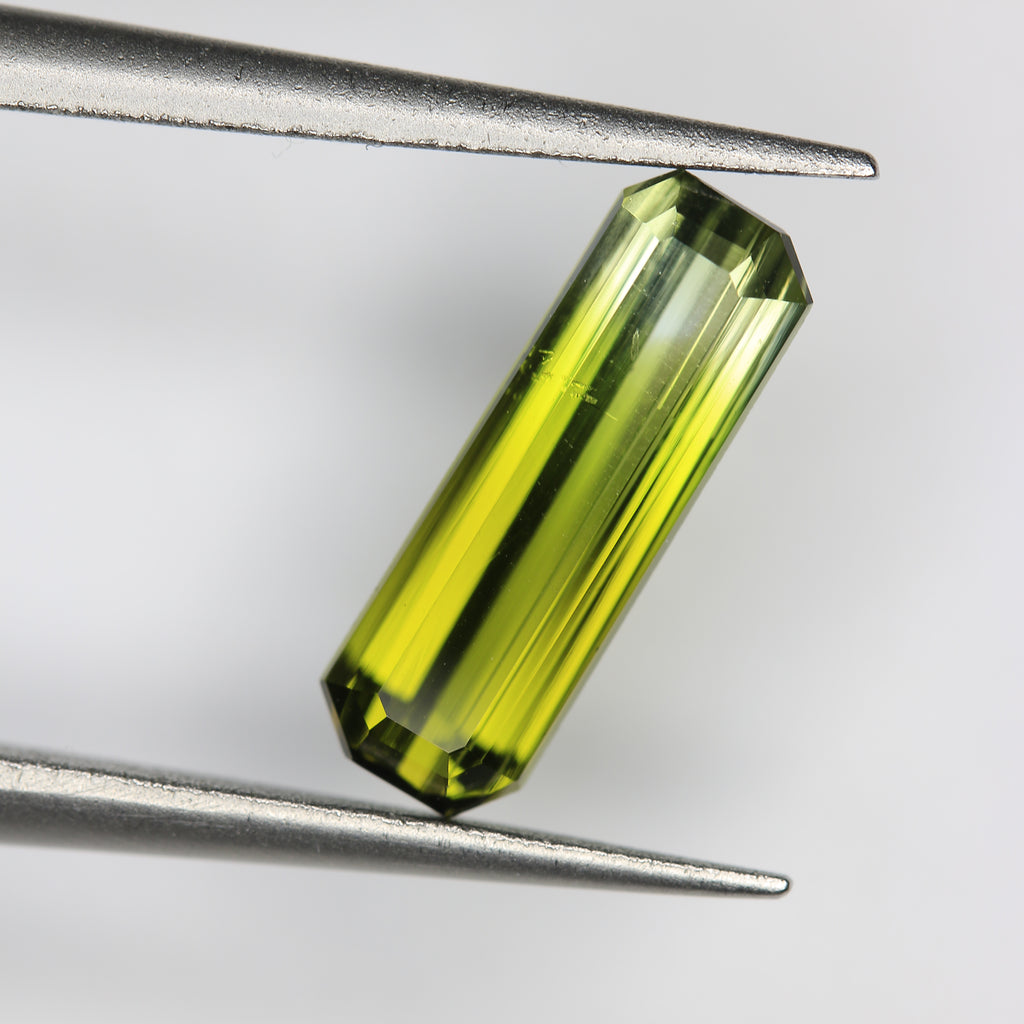 1.07ct Tourmaline Green - alternate view 2