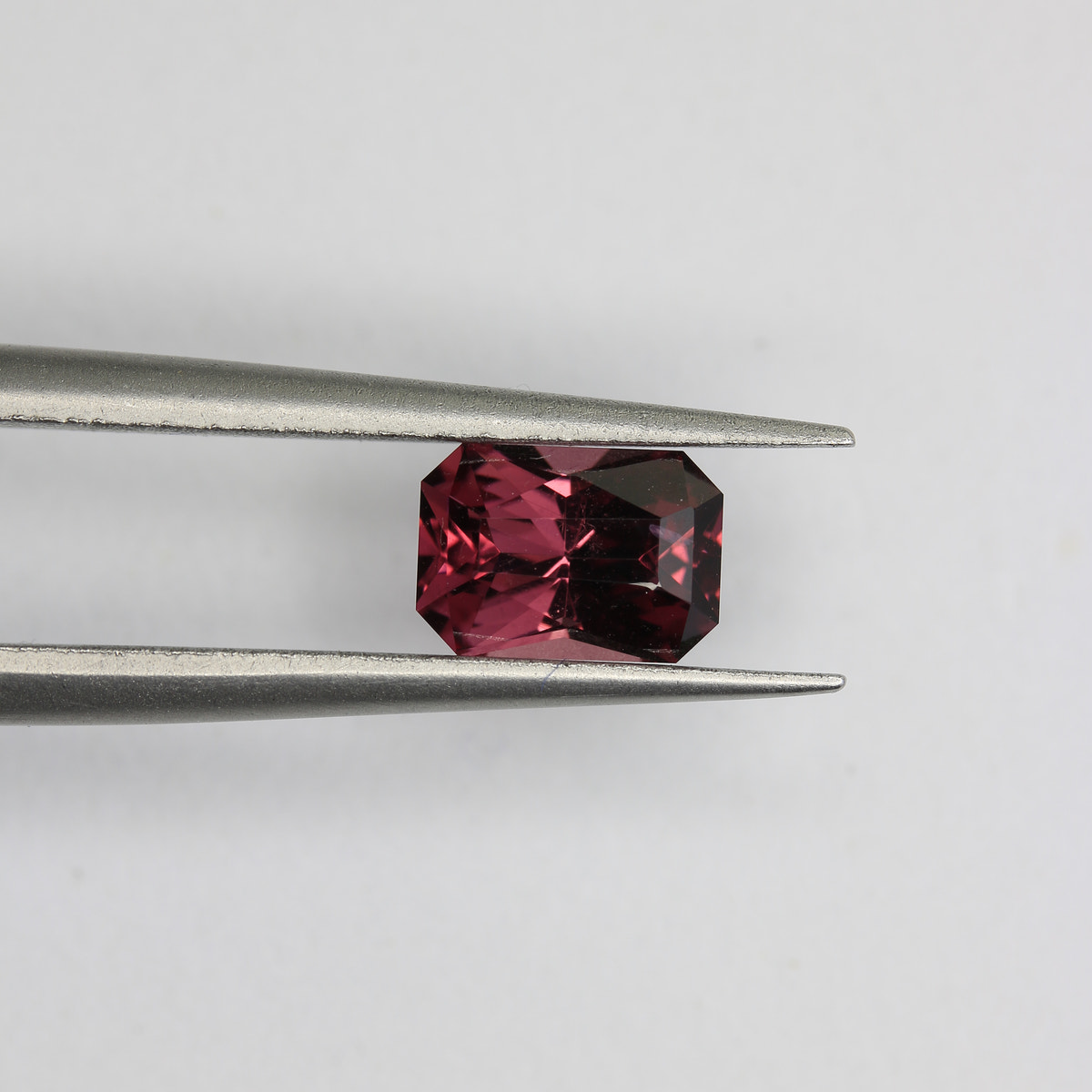 1.08ct Garnet