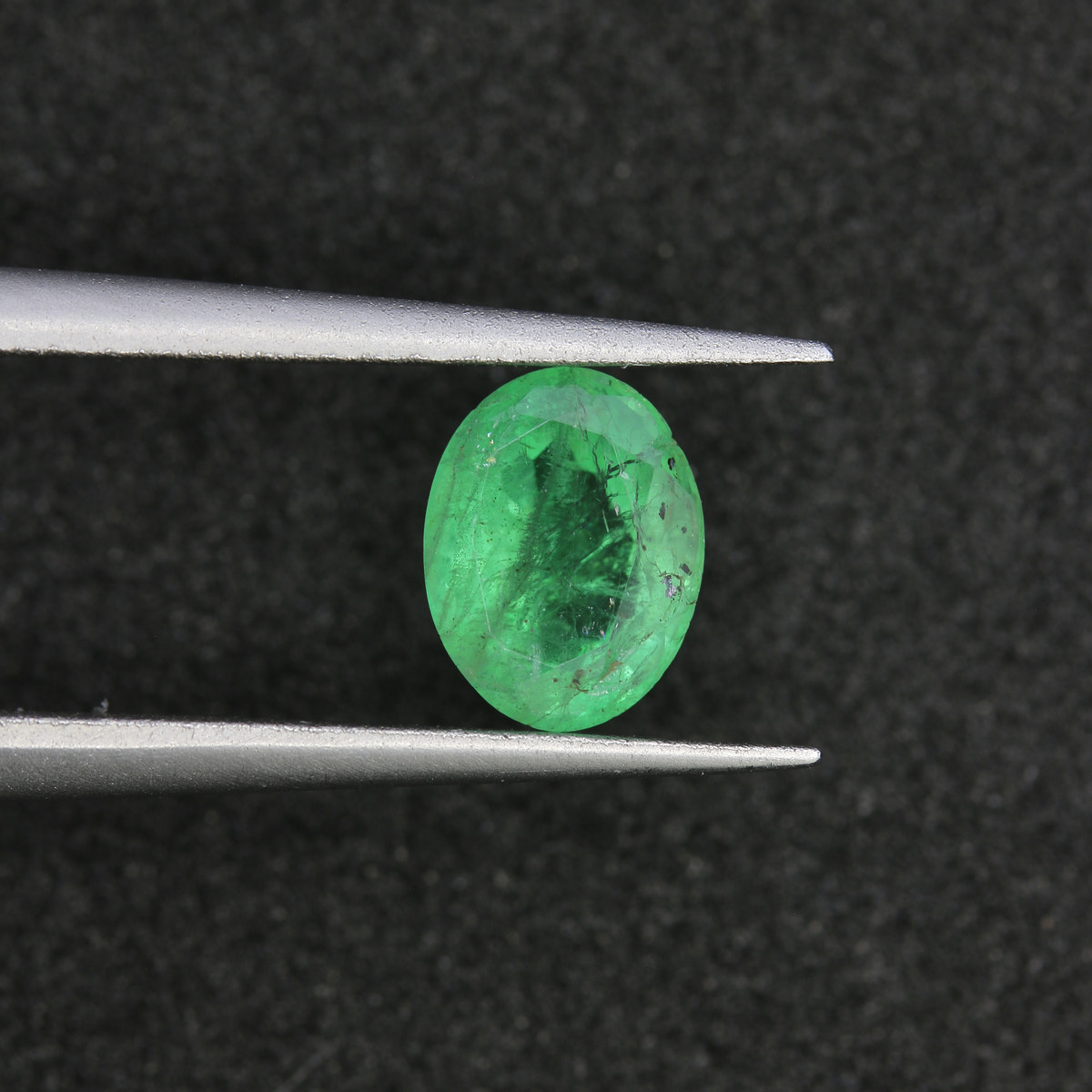1.09ct Emerald Zambian