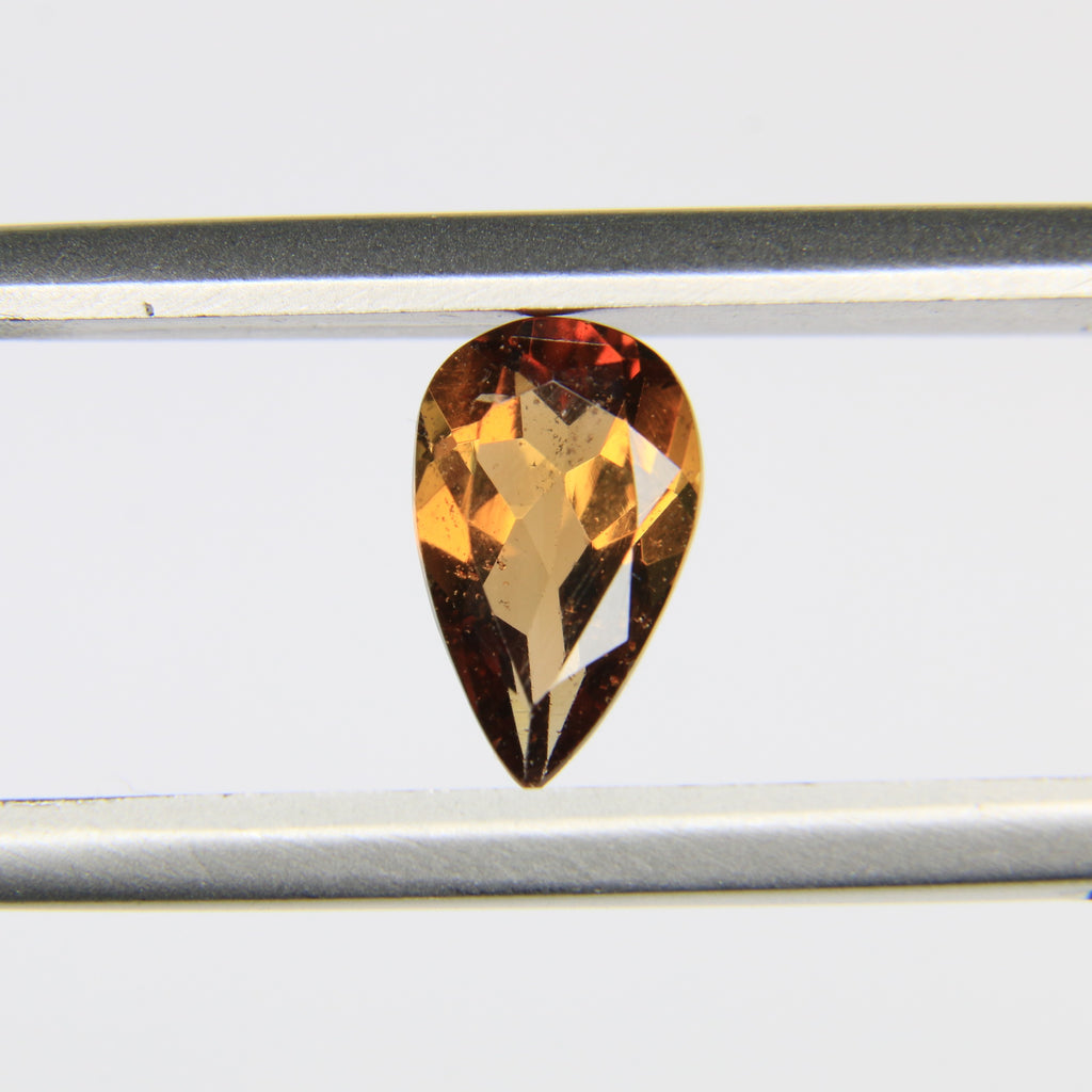 1.13ct Topaz - alternate view 2