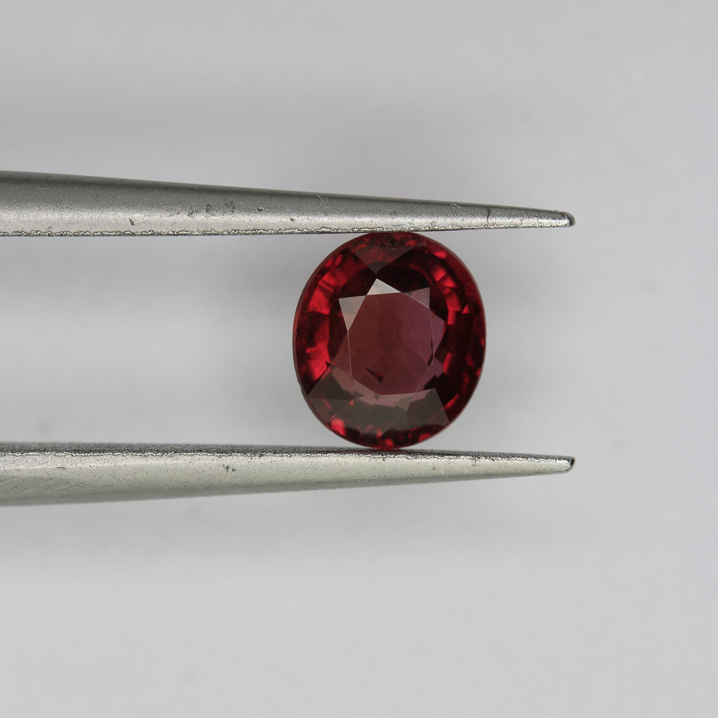 1.15ct Garnet - alternate view 2