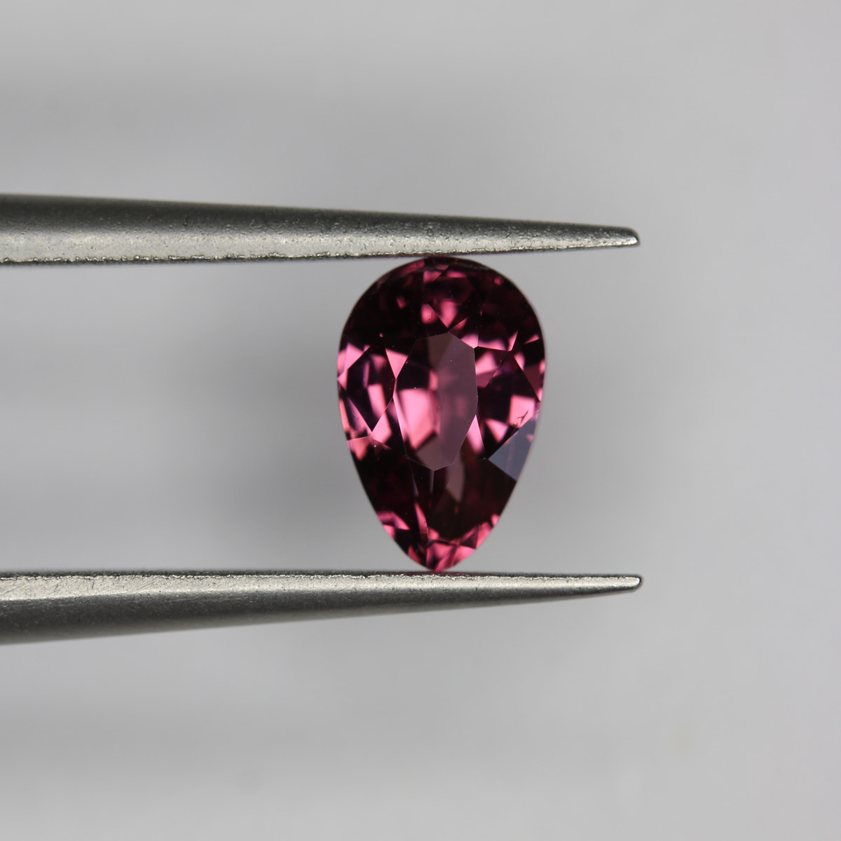 1.17ct Garnet - alternate view 3