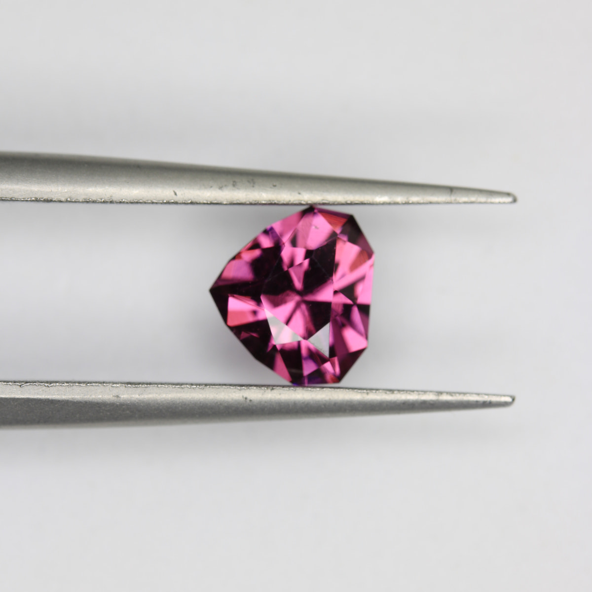 1.1ct Garnet Pink - alternate view 2
