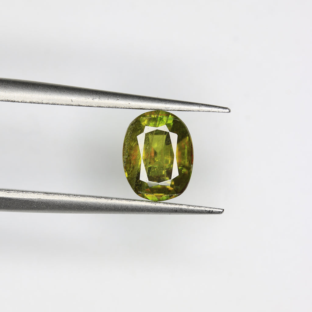 1.1ct Sphene