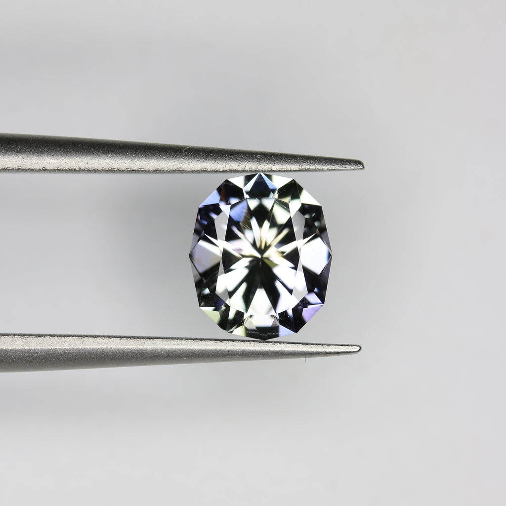 1.26ct Tanzanite - alternate view 3