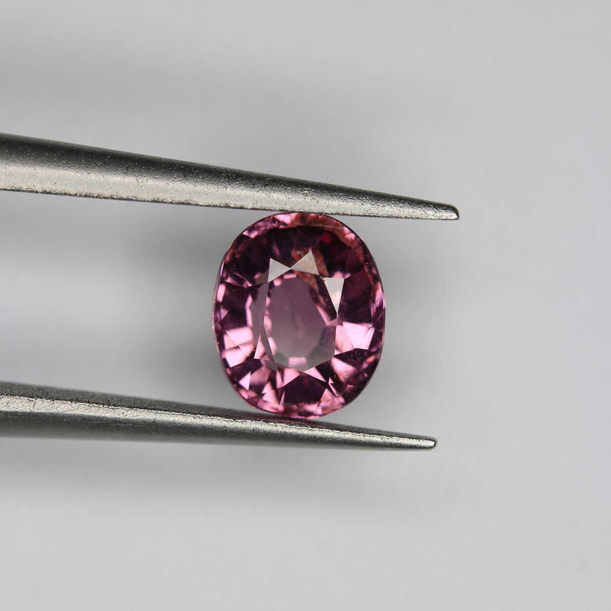 1.28ct Garnet Malaya - alternate view 2