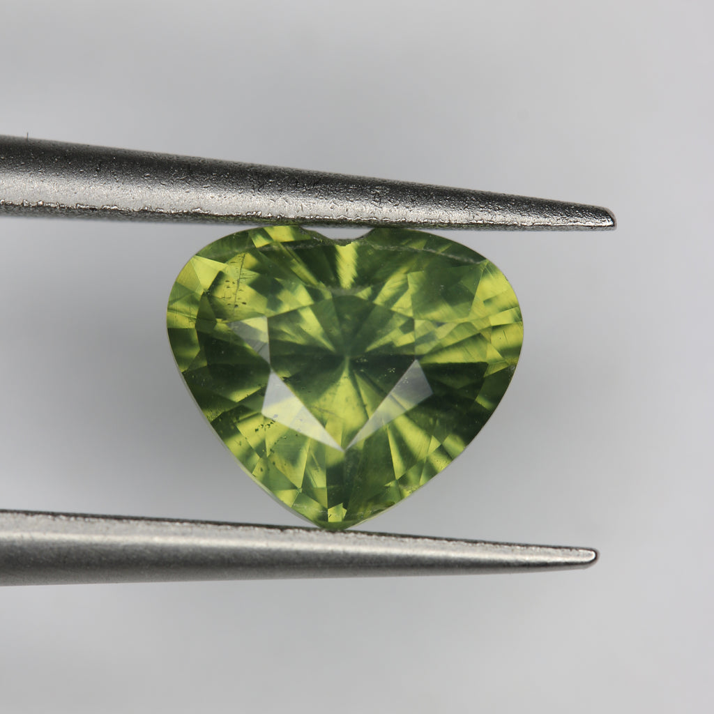 1.29ct Zircon - alternate view 3