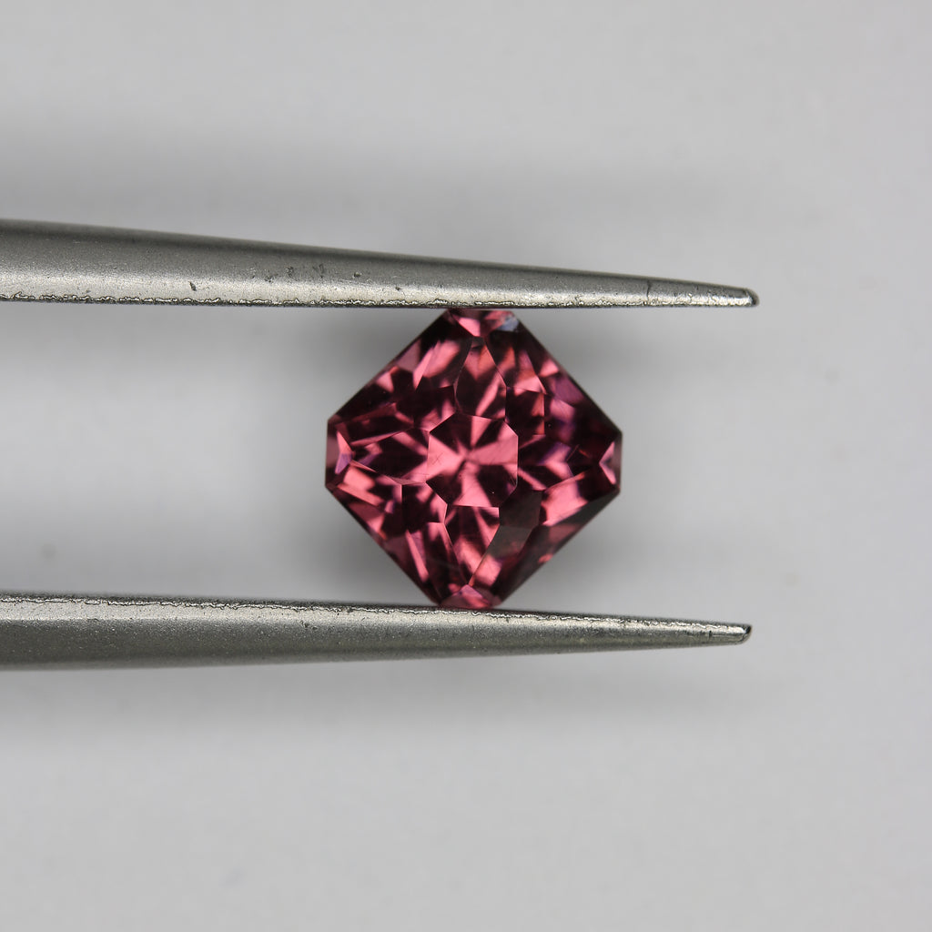 1.2ct Garnet
