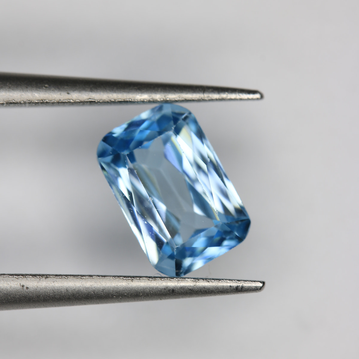 1.2ct Zircon