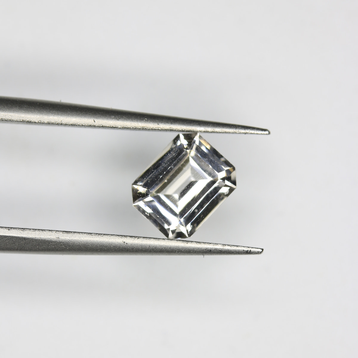 1.33ct Topaz Skardu - alternate view 2