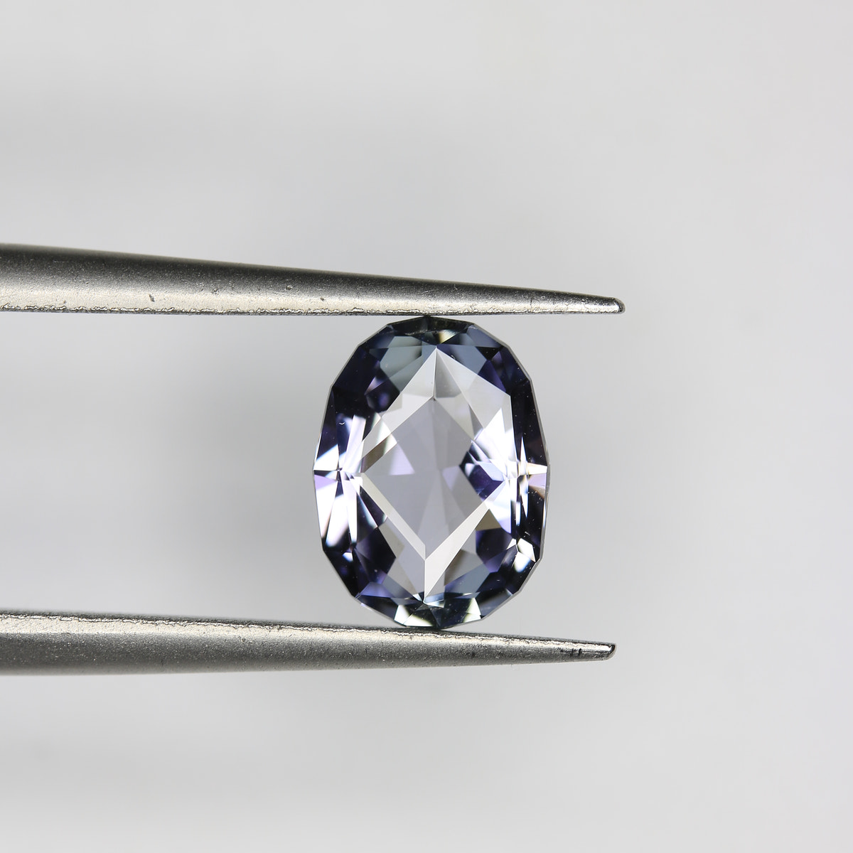 1.35ct Tanzanite - alternate view 3