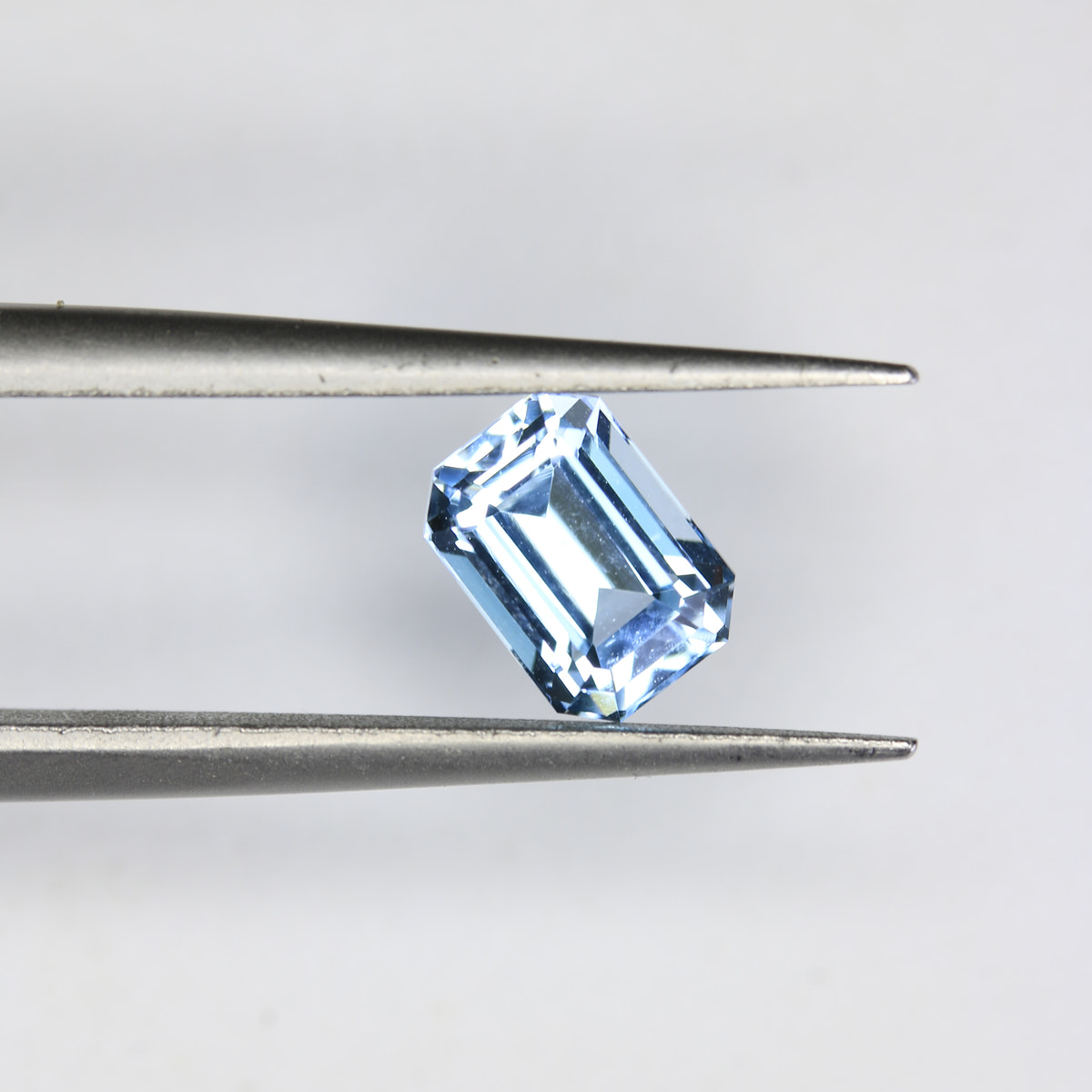 1.35ct Topaz Sky blue