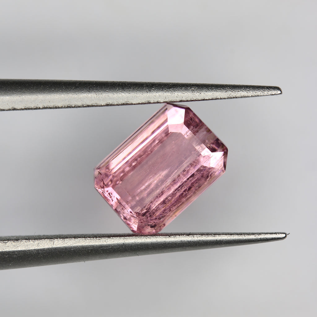 1.35ct Tourmaline Pink - alternate view 2