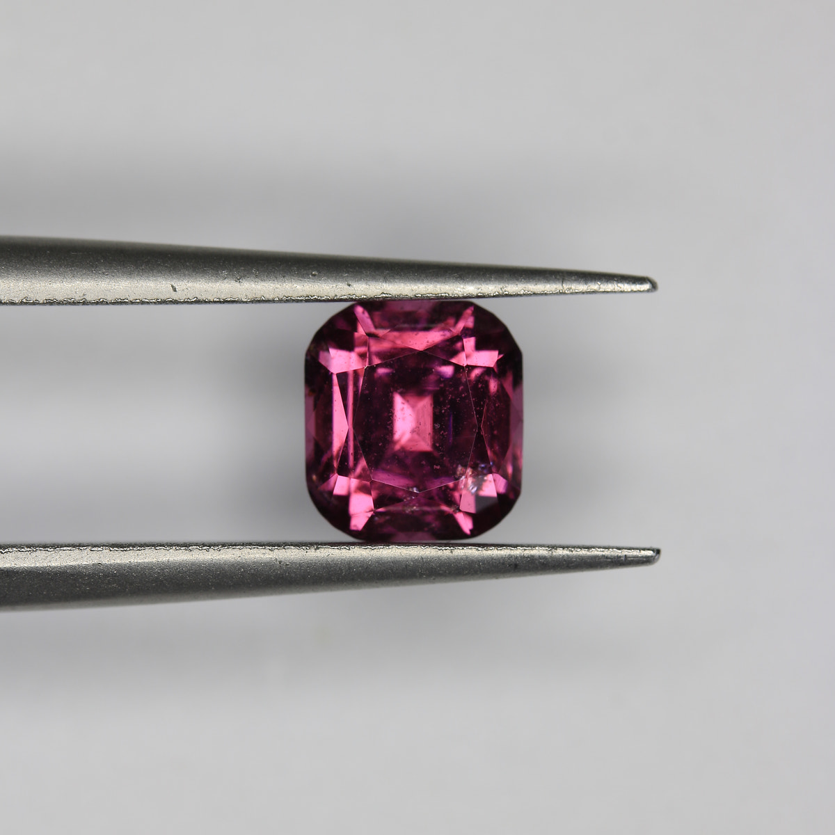1.42ct Garnet