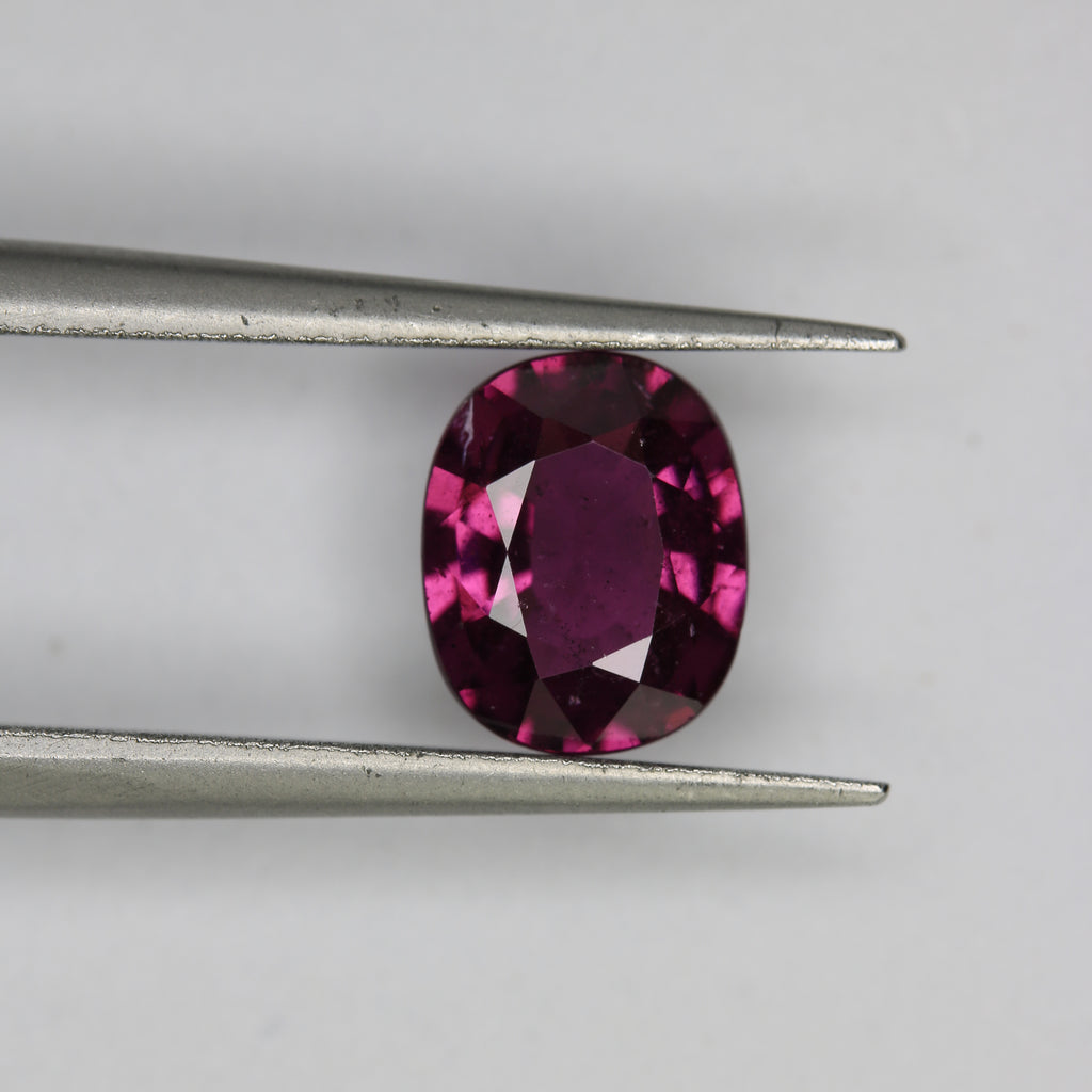 1.45ct Garnet - alternate view 2