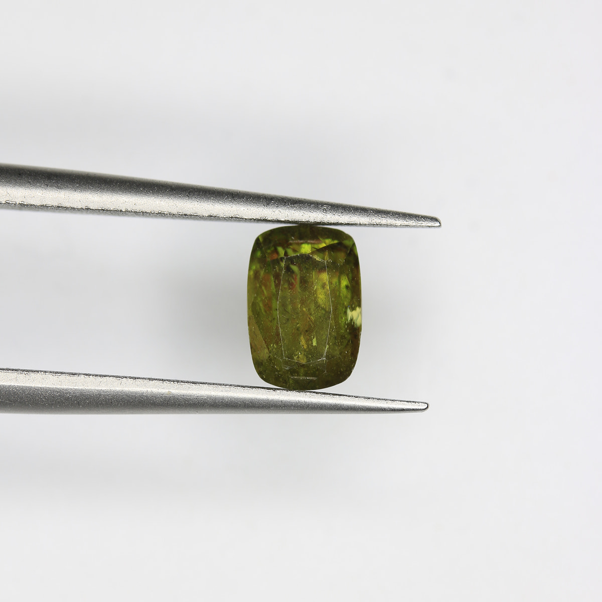 1.45ct Sphene - alternate view 2