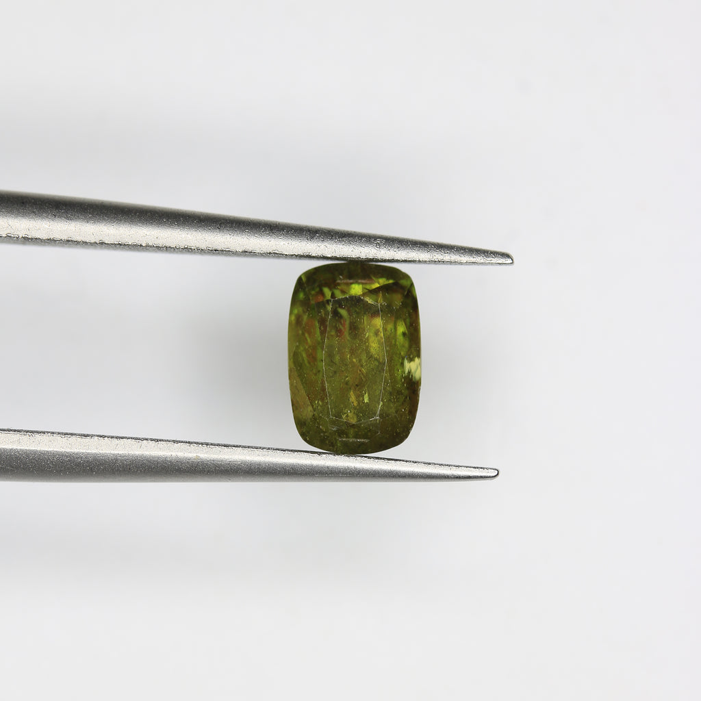 1.45ct Sphene - alternate view 2