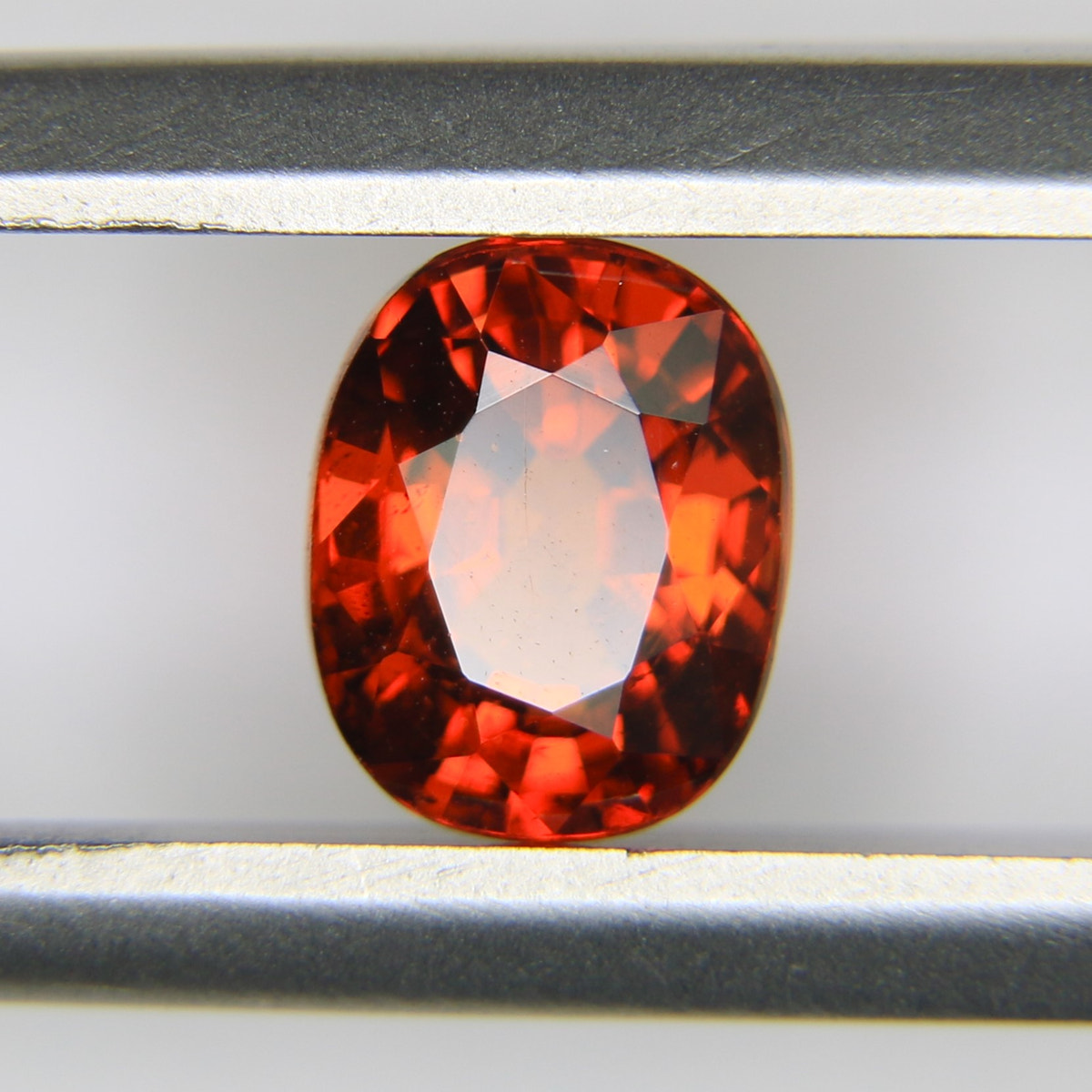 1.46ct Garnet Spessarite - alternate view 3