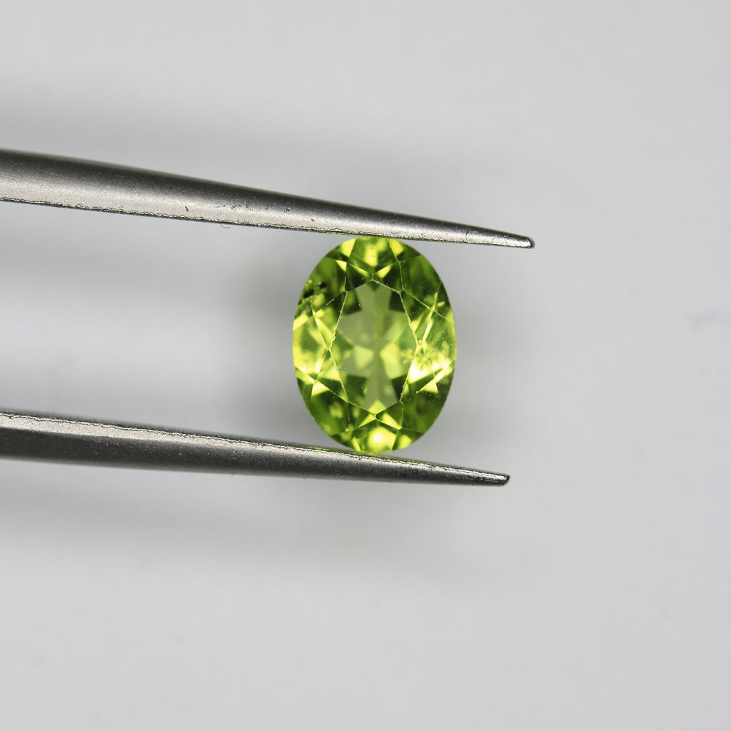 1.49ct Peridot - alternate view 2