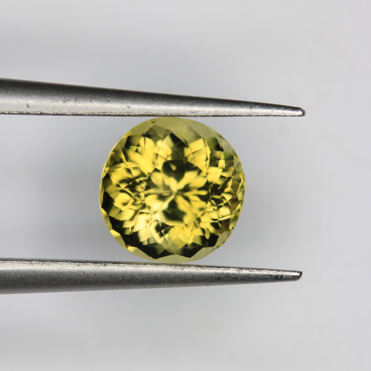 1.4ct Tourmaline Golden - alternate view 3