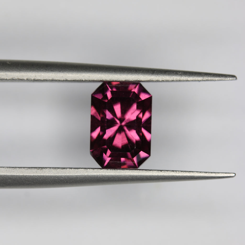 1.57ct Garnet