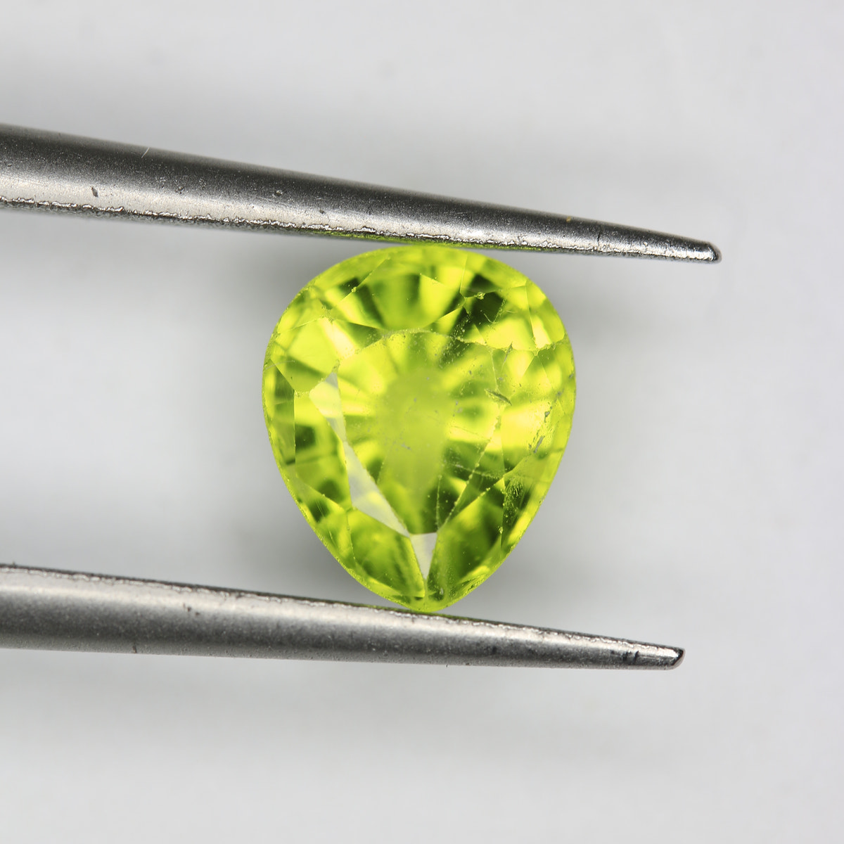 1.58ct Tourmaline Green - alternate view 2