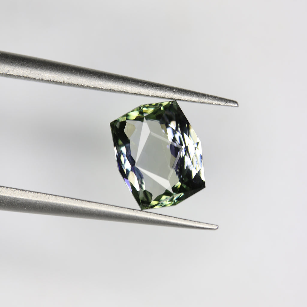 1.59ct Tanzanite - alternate view 3